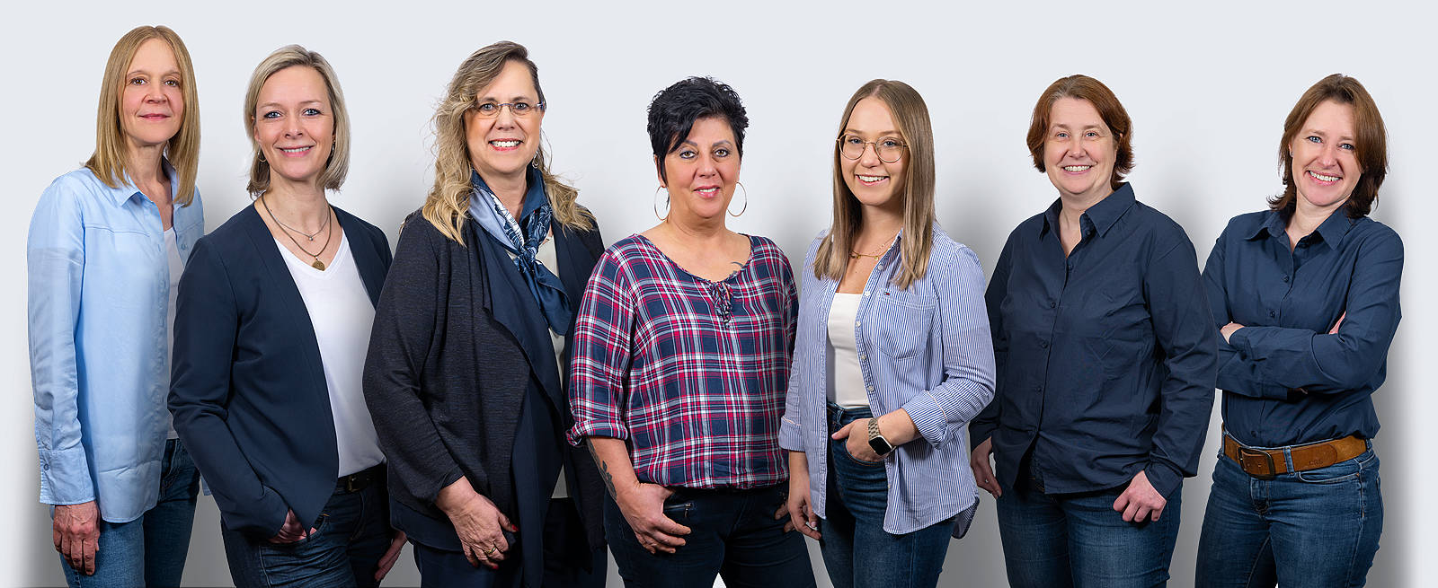 Gruppenbild des Büroteams (6 Frauen)